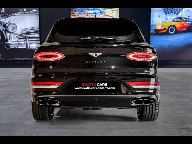 Coche Andorra Coche - Bentley-Bentayga-Azure image - 2