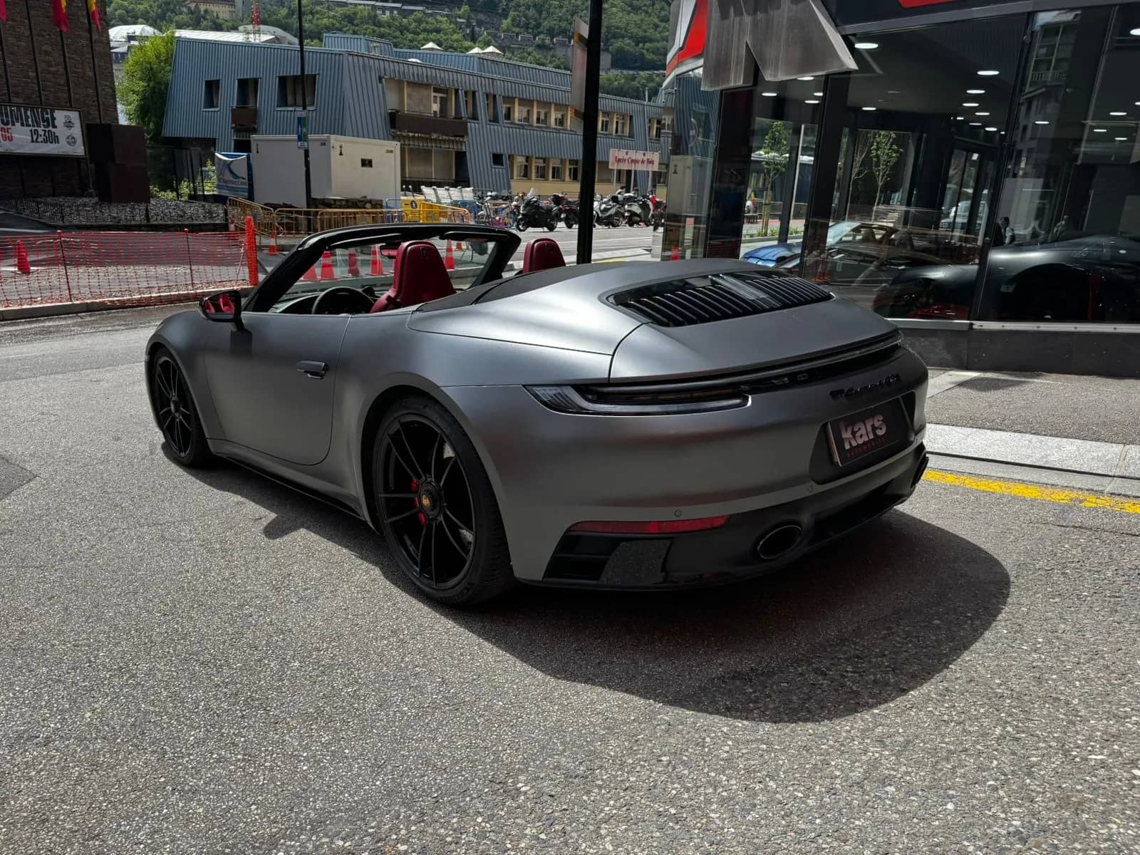 Coche Andorra Coche - Porsche-911-992-Carrera 4 GTS Cabrio image - 4