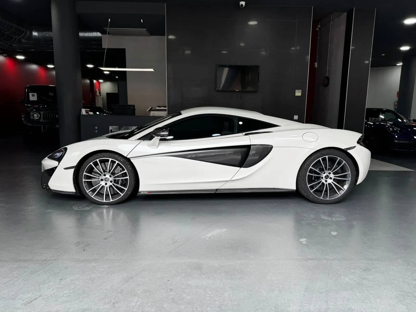 Coche Andorra Coche - McLaren-570S-Coupé 3.8 V image - 3