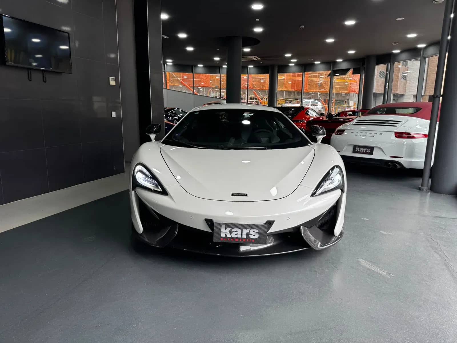 Coche Andorra Coche - McLaren-570S-Coupé 3.8 V image - 5