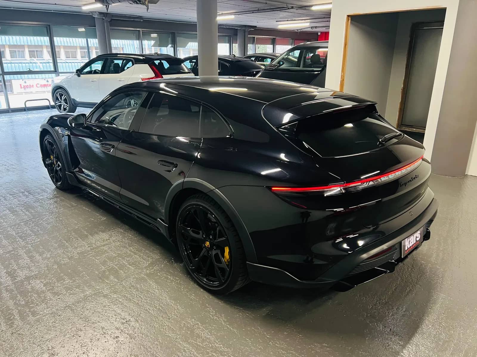 Coche Andorra Coche - Porsche-Taycan-Turbo Cross Turismo image - 5