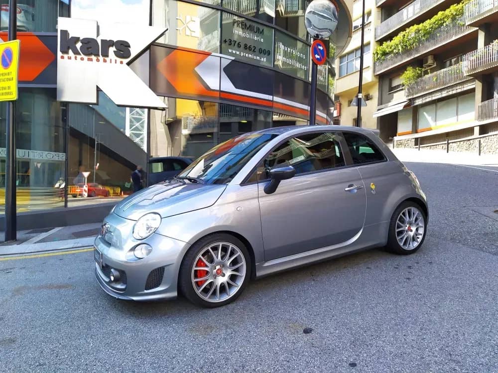 Coche Andorra Coche - Abarth-695-Tributo Ferrari image - 2