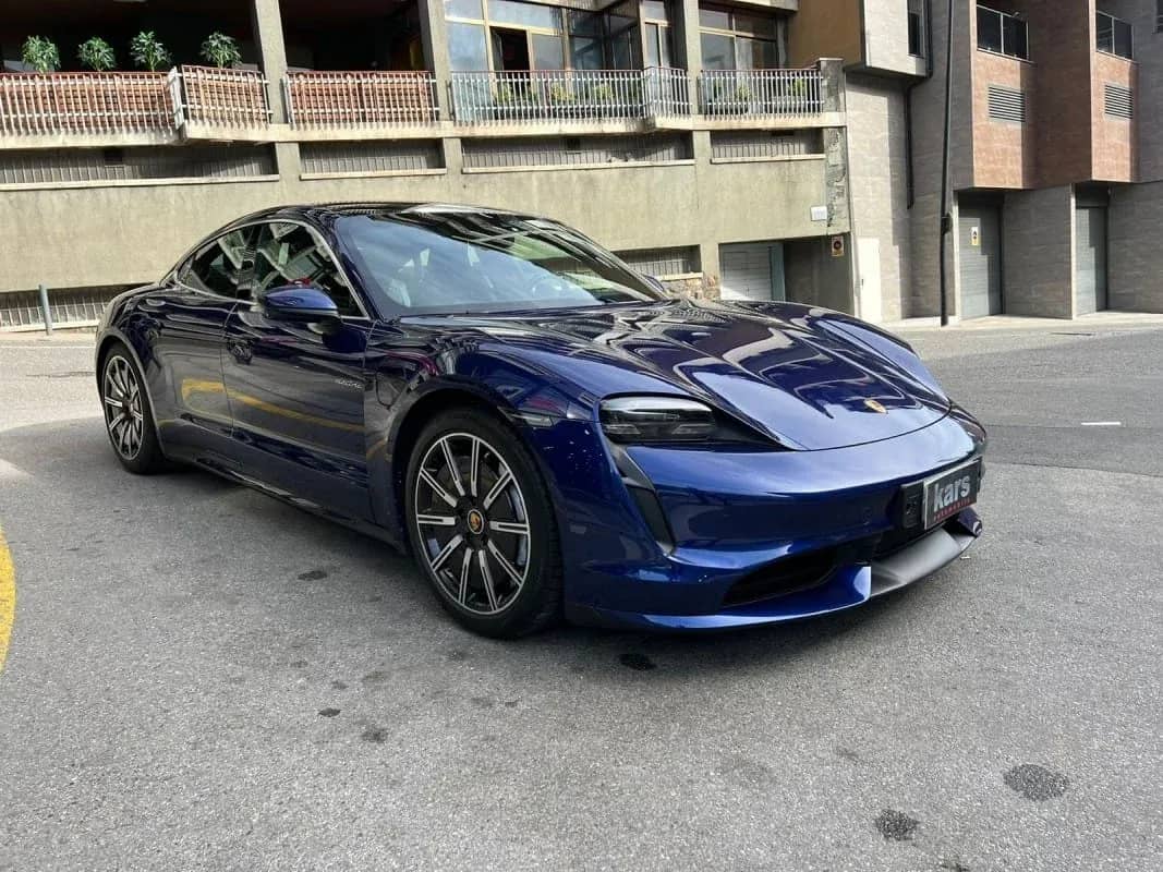 Coche Andorra Coche - Porsche-Taycan-Turbo image - 2