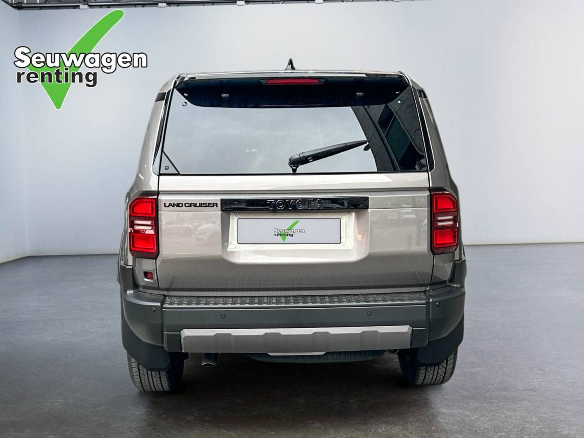 Coche Andorra Coche - Toyota-Land Cruiser-250 VX image - 4