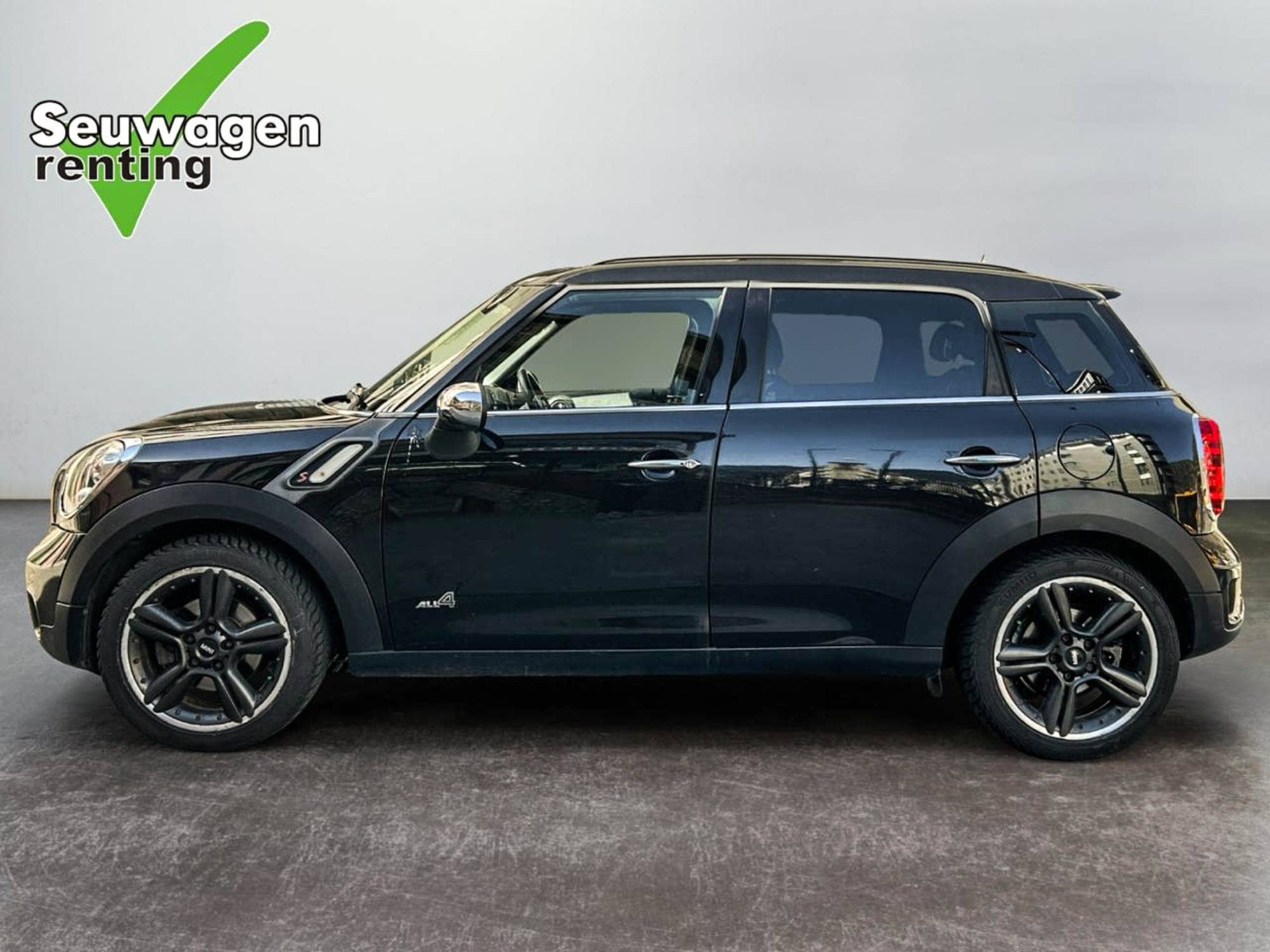 Coche Andorra Coche - Mini-Cooper-SD ALL4 image - 2