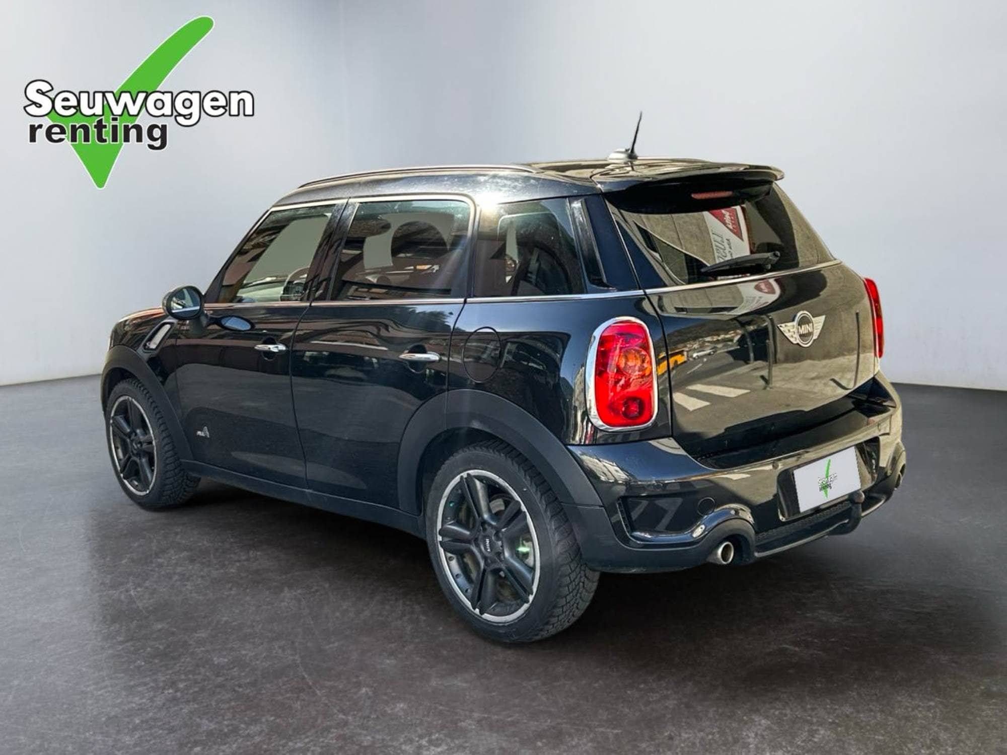 Coche Andorra Coche - Mini-Cooper-SD ALL4 image - 3