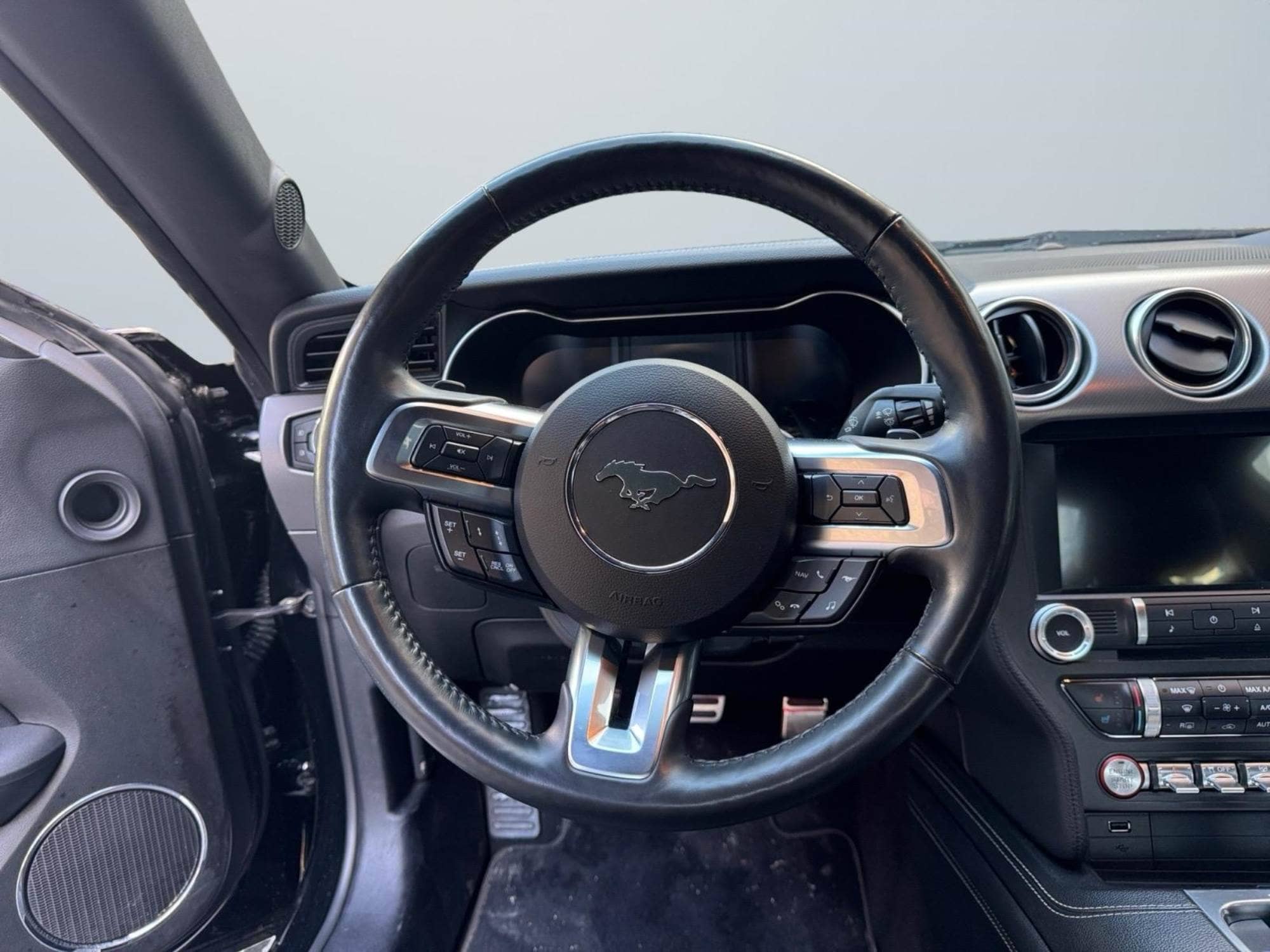 Coche Andorra Coche - Ford-Mustang-V8 5.0 - 450cv image - 5