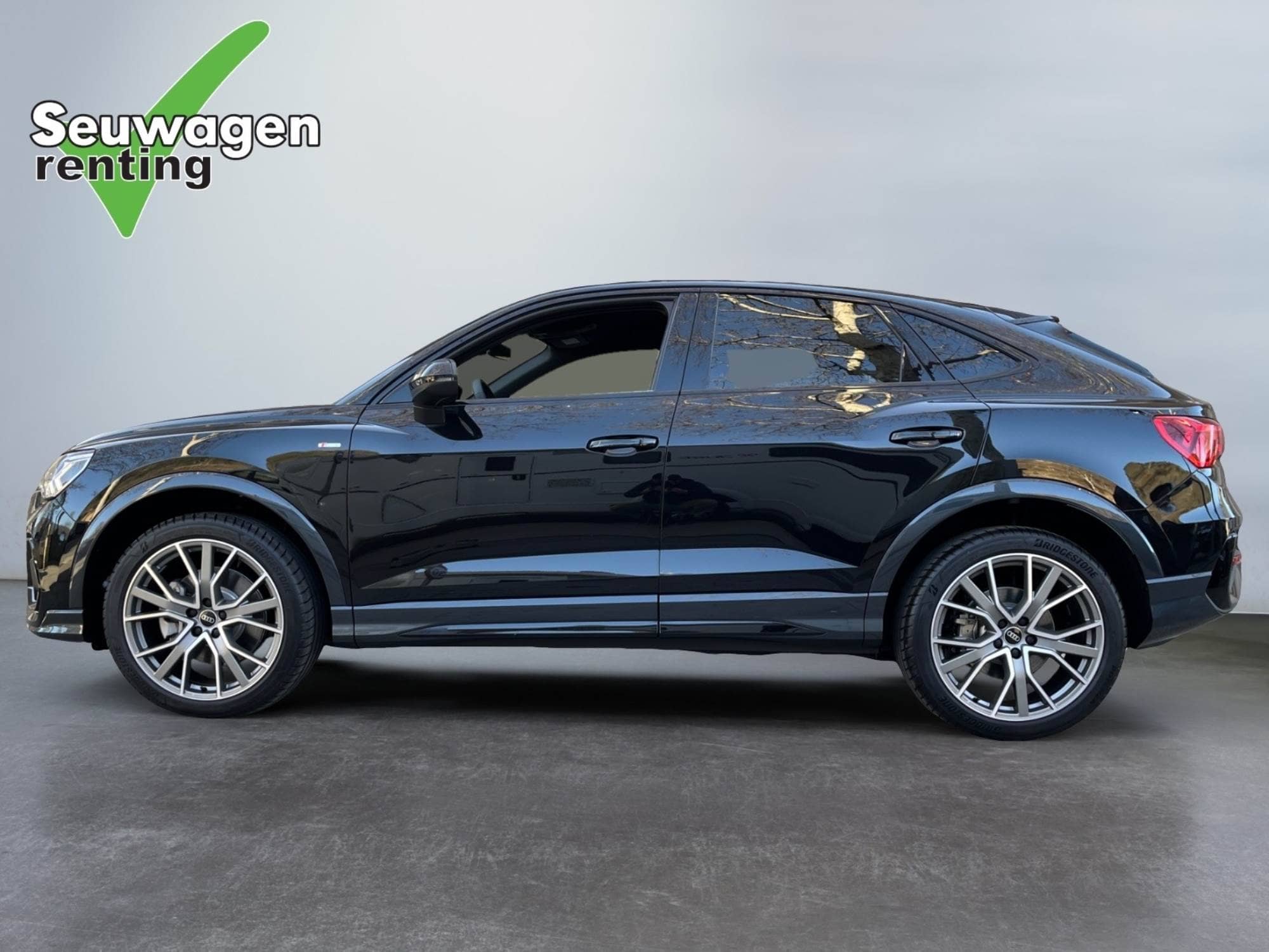 Coche Andorra Coche - Audi-Q3-Sportback black limited image - 2