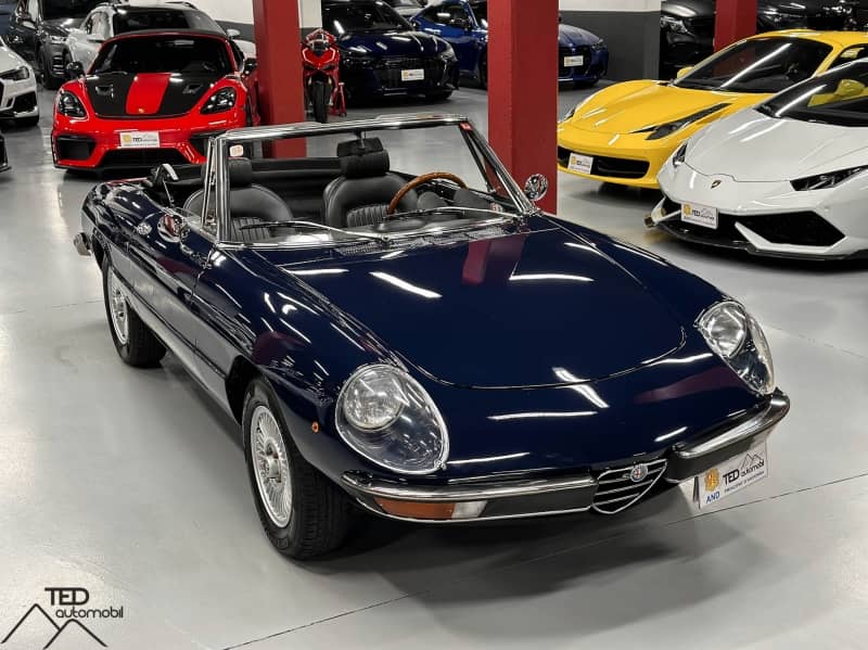 Coche Andorra Coche - Alfa Romeo-Spider-1974 Restaurat image - 4