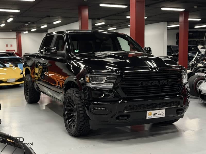 Coche Andorra Coche - Dodge-Ram-1500 LARAMIE image - 3