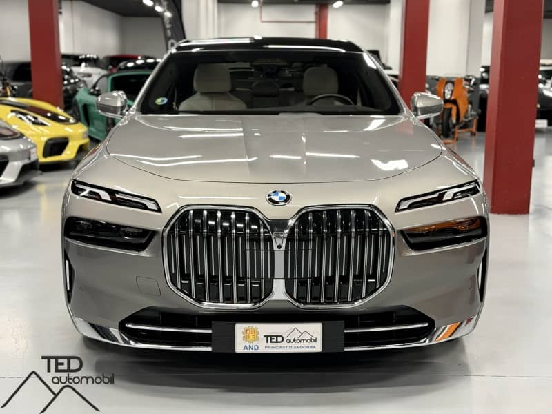 Coche Andorra Coche - BMW-7 Series-740-740d X-Drive image - 3