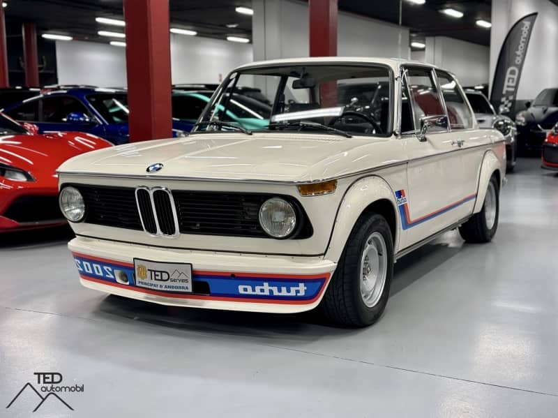 Coupe-image 0