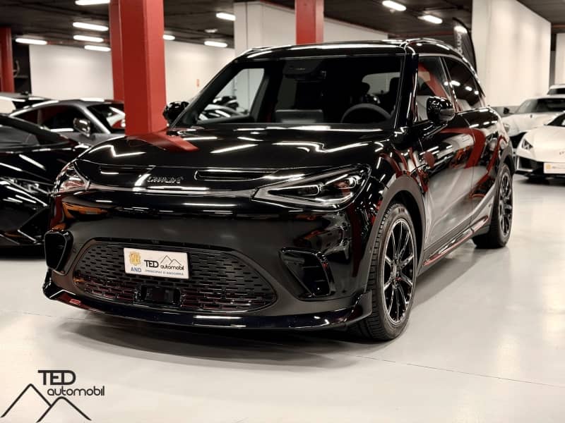 SUV-image 0