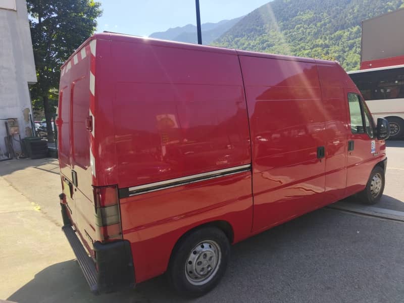 Coche Andorra Coche - Peugeot-Boxer-TD image - 4