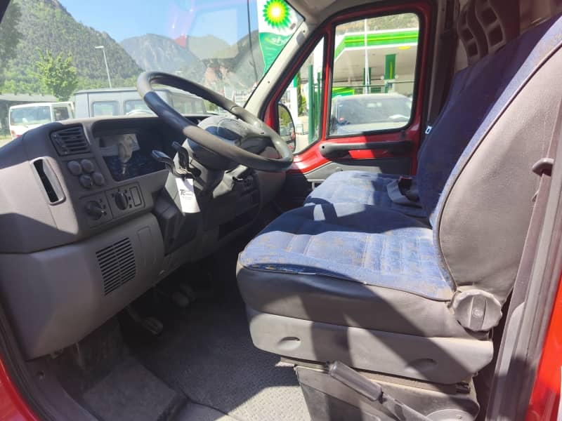 Coche Andorra Coche - Peugeot-Boxer-TD image - 5