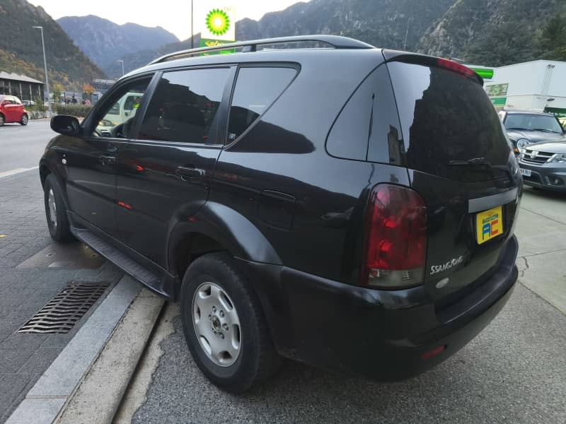 Coche Andorra Coche - SsangYong-Rexton-RX 270 D 4X4 image - 4