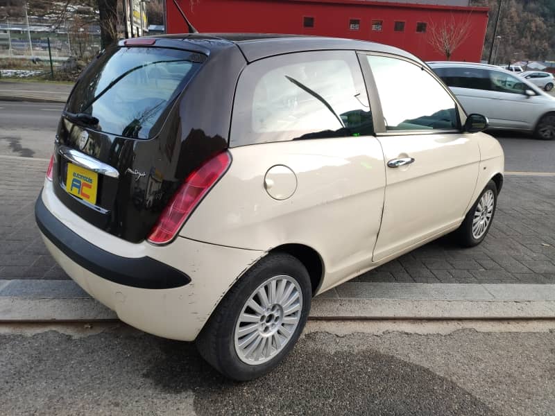 Coche Andorra Coche - Lancia-Ypsilon-JTD image - 4