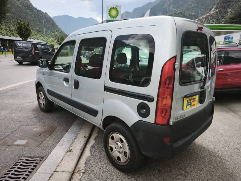 Coche Andorra Coche - Renault-Kangoo-DCI image - 3