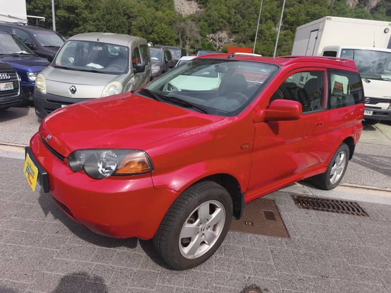 SUV-image 0
