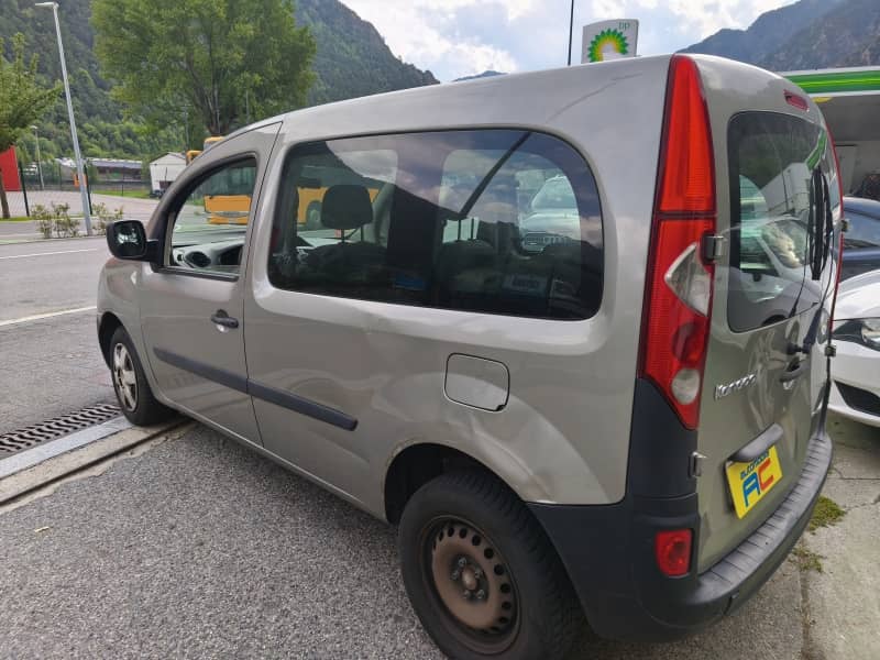 Coche Andorra Coche - Renault-Kangoo-1.5 DCI image - 3
