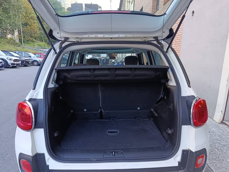 Coche Andorra Coche - Fiat-500-L image - 5