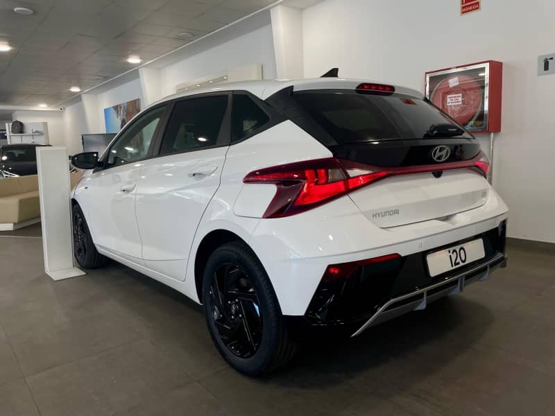 Coche Andorra Coche - Hyundai-i20-Black Line image - 5