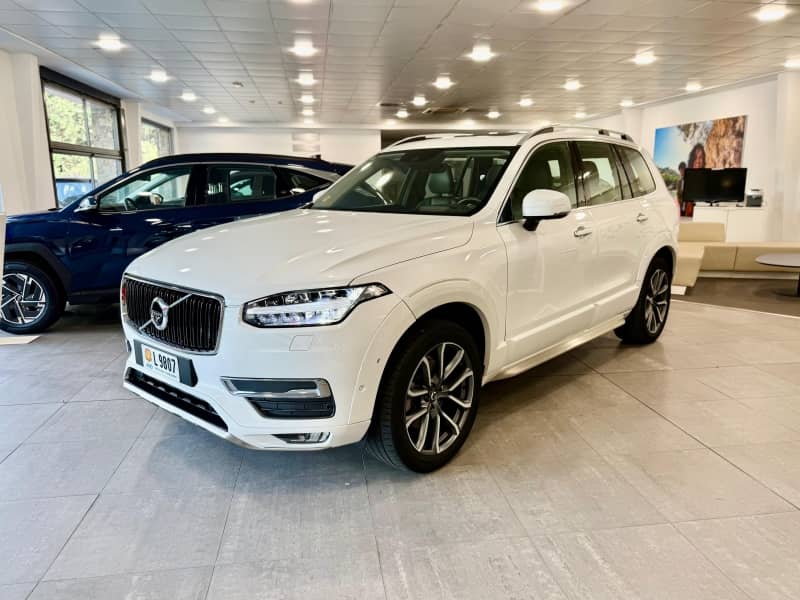 SUV-image 0