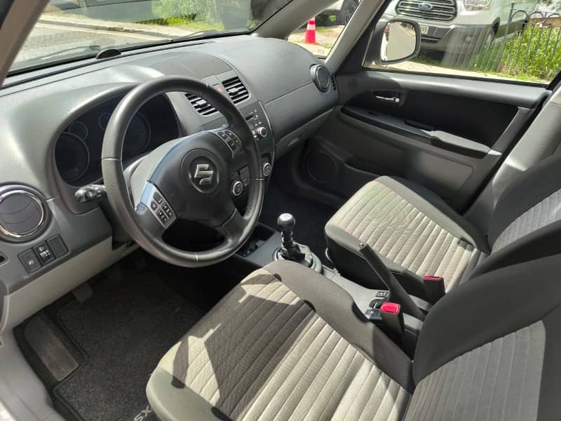 Coche Andorra Coche - Suzuki-SX4-GLX D image - 4