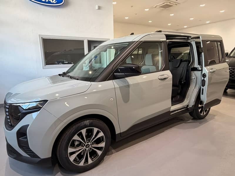 Coche Andorra Coche - Ford-Tourneo-Tourneo Courier-TITANIUM image - 2
