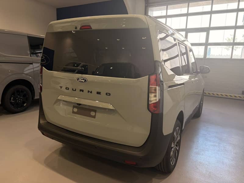Coche Andorra Coche - Ford-Tourneo-Tourneo Courier-TITANIUM image - 3