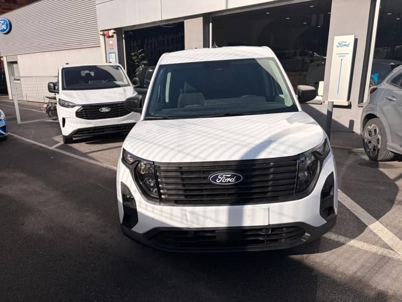Coche Andorra Coche - Ford-Transit-Transit Courier-COURIER VAN TREND image - 2