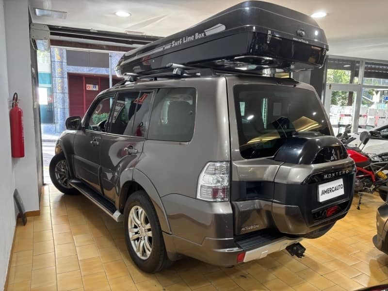 Coche Andorra Coche - Mitsubishi-Montero-7 PLACES image - 4