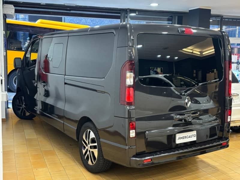 Coche Andorra Coche - Renault-Trafic-SPACECLASS image - 4