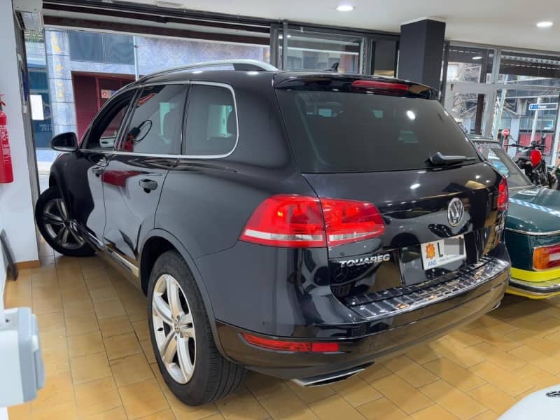 Coche Andorra Coche - Volkswagen-Touareg-DI V6 4Motion image - 3