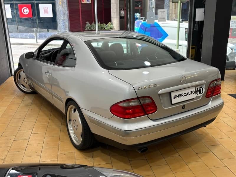 Coche Andorra Coche - Mercedes-Benz-CLK-CLK 230-KOMPRESSOR image - 3