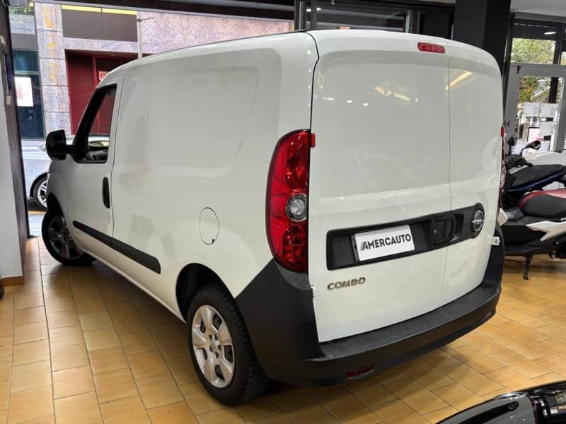 Coche Andorra Coche - Opel-Combo-1.3 CDTI image - 4