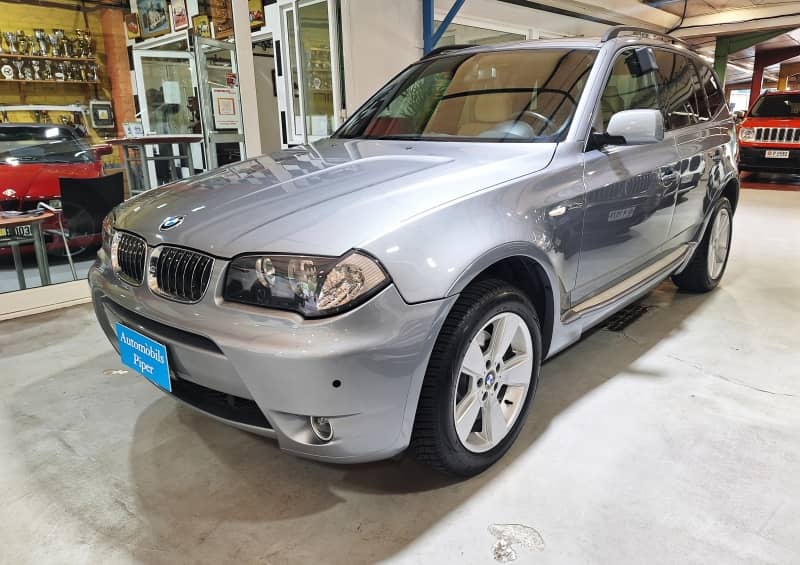SUV-image 0