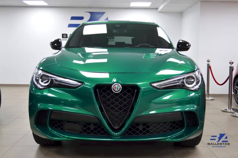 Coche Andorra Coche - Alfa Romeo-Stelvio-Quadrifoglio Q4 V6 2.9 image - 3