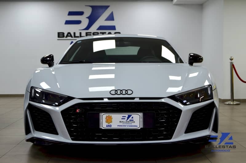 Coche Andorra Coche - Audi-R8-RWD 5.2 FSI V10 image - 2