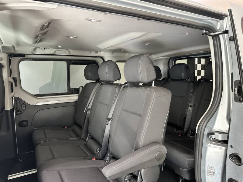 Coche Andorra Coche - Renault-Trafic-SPCECLASS image - 5