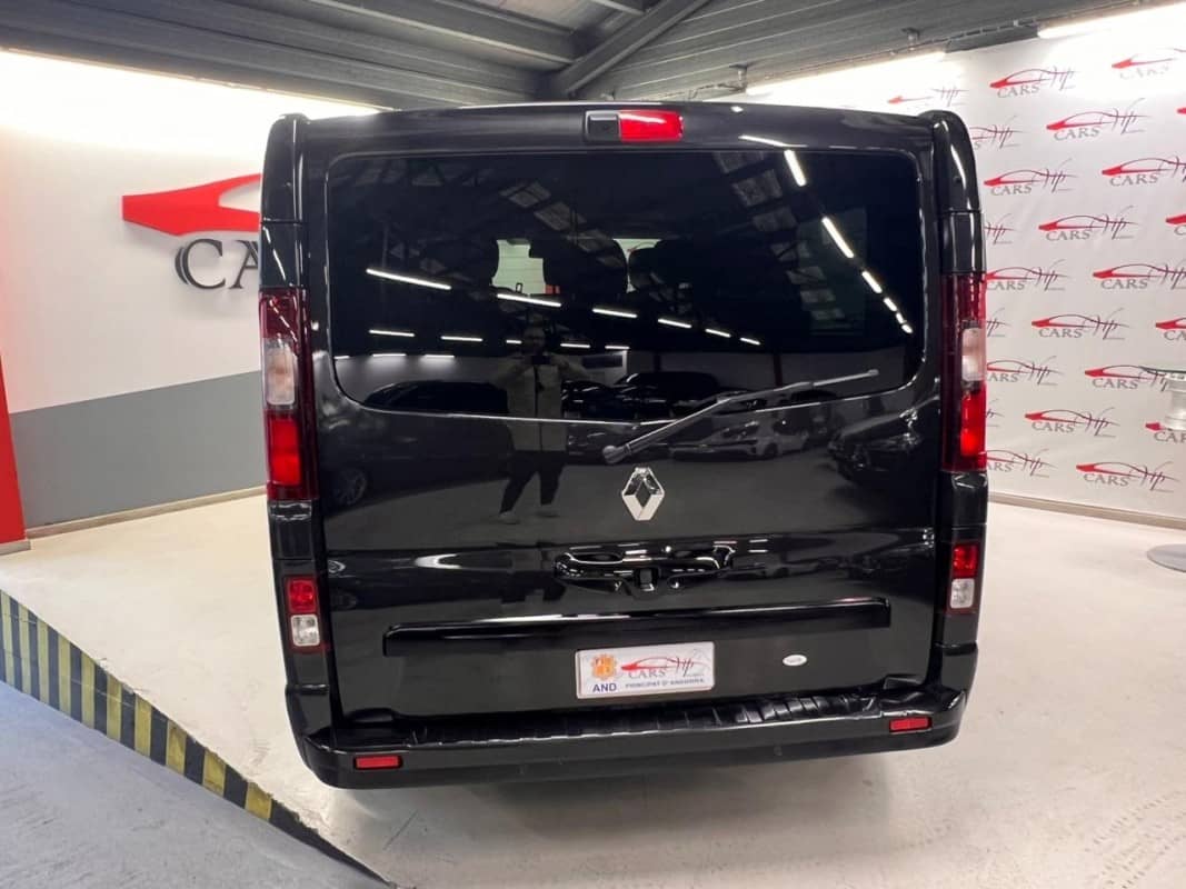 Coche Andorra Coche - Renault-Trafic-Space Class image - 3