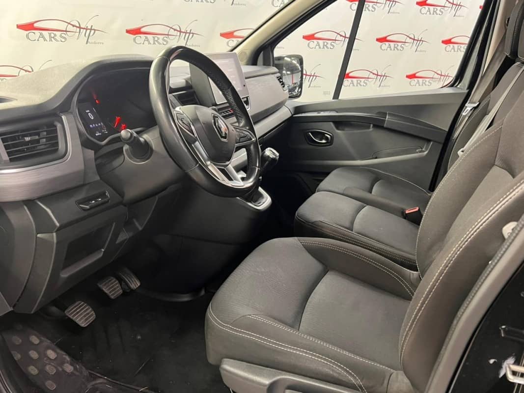 Coche Andorra Coche - Renault-Trafic-Space Class image - 4