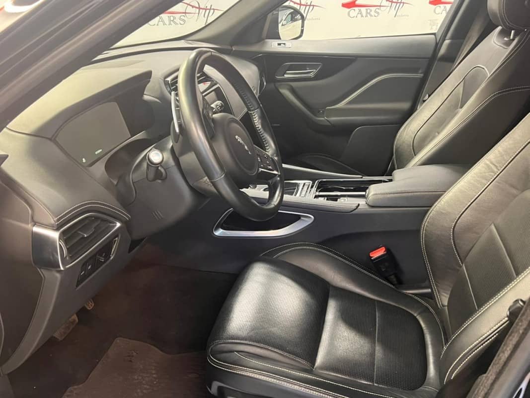 Coche Andorra Coche - Jaguar-F-Pace-30T image - 3