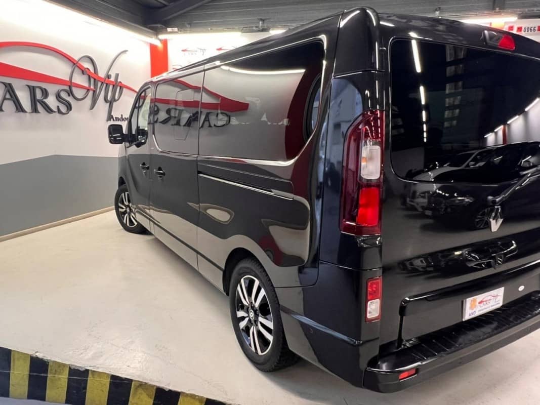 Coche Andorra Coche - Renault-Trafic-Space Class image - 2