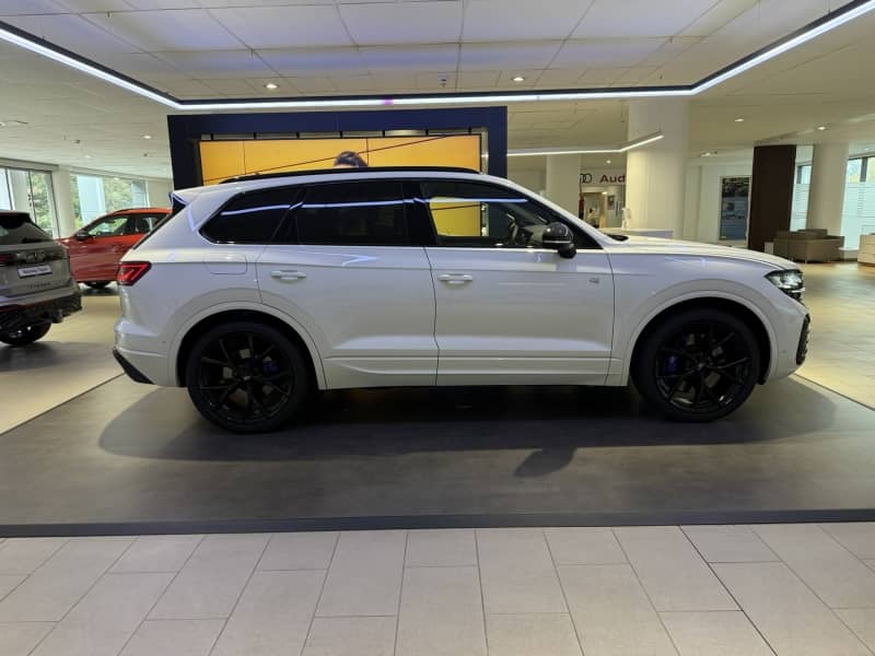 Coche Andorra Coche - Volkswagen-Touareg-R image - 3