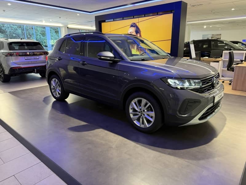 Coche Andorra Coche - Volkswagen-T-Cross-EDITION image - 3