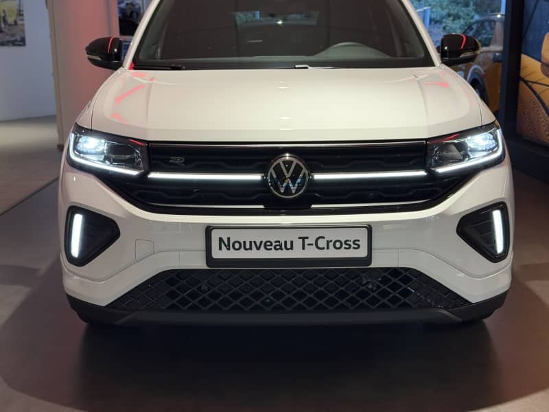 Coche Andorra Coche - Volkswagen-T-Cross-R.LINE EDITION image - 4