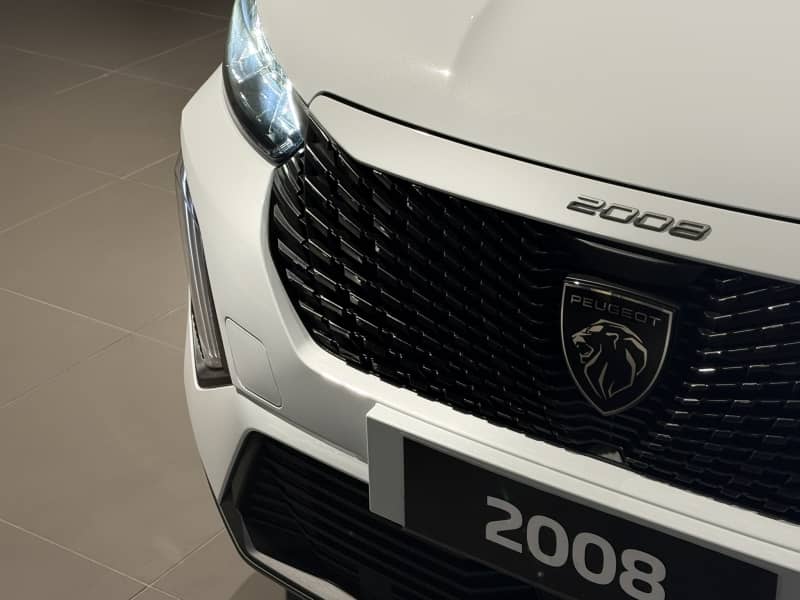 Coche Andorra Coche - Peugeot-2008-STYLE 145 HYBRID eDCS6 image - 4