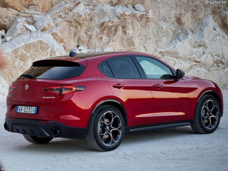 Coche Andorra Coche - Alfa Romeo-Stelvio-VELOCE image - 3