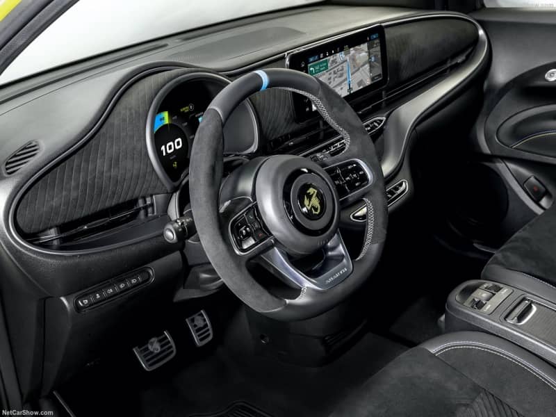 Coche Andorra Coche - Abarth-500e-ELECTRIC image - 4
